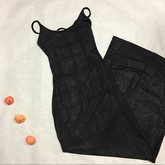 Black maxi dress - Picture 1 of 2